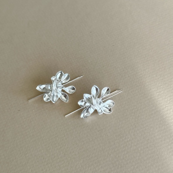 Flower drop Earrings M1488 - Picture 2 of 4